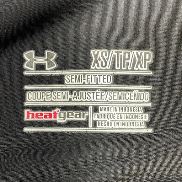 Under Armour Semi Fitted HeatGear Running Shorts High Rise Foldover Waist XS - Picture 13 of 16